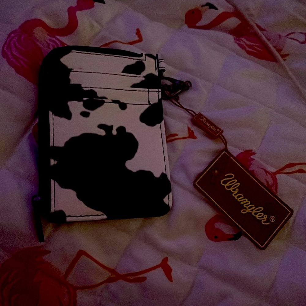 Wrangler card holder cow print